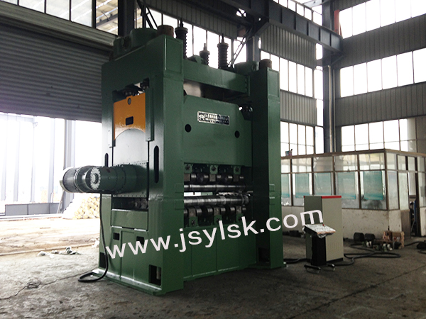 四重(zhong)式校平機