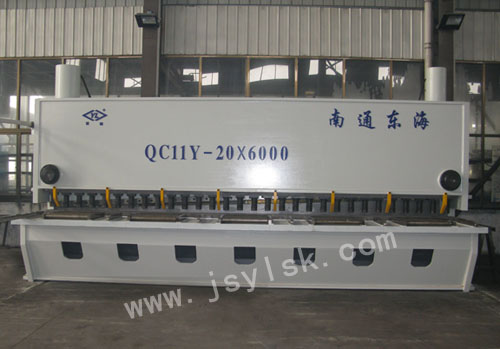 QC11Y-20*6000液壓(yā)閘式剪闆機