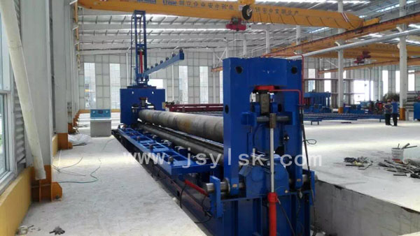 挂車(che)專用卷(juan)闆機