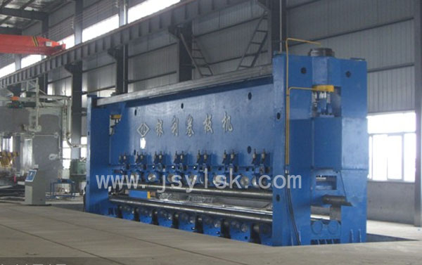 船(chuán)用卷闆機