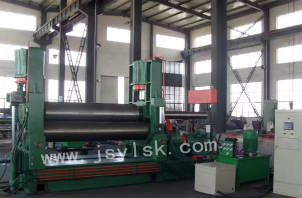 液壓三(sān)輥對稱式卷(juan)闆機