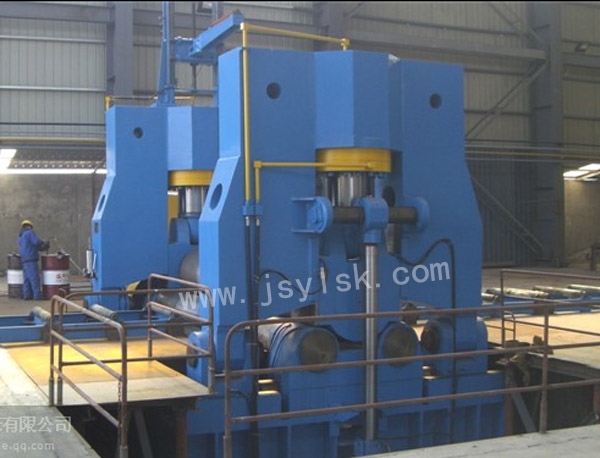 大型上輥萬能(néng)式卷闆機