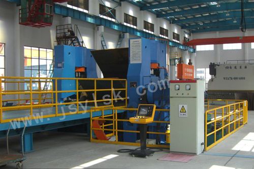 大(da)型上輥(gun)萬能式(shì)卷闆機(jī)