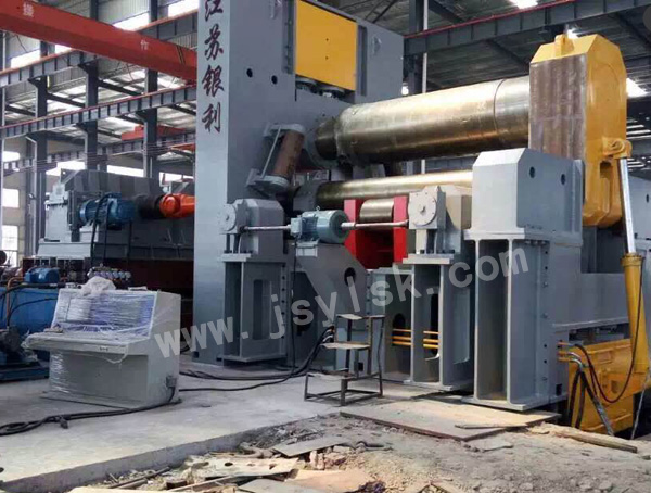 水平(píng)下調式卷闆(pǎn)機