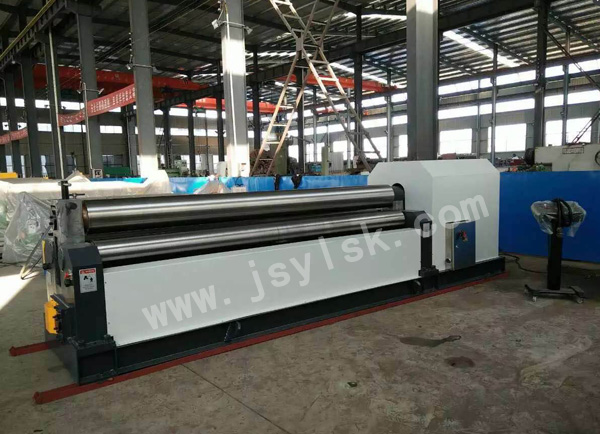 機械三(sān)輥對稱(chēng)式卷闆(pan)機