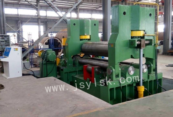 中小(xiao)型上輥(gǔn)萬能式(shì)卷闆機(jī)