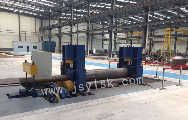 中小型上輥(gun)萬能式卷闆機(ji)