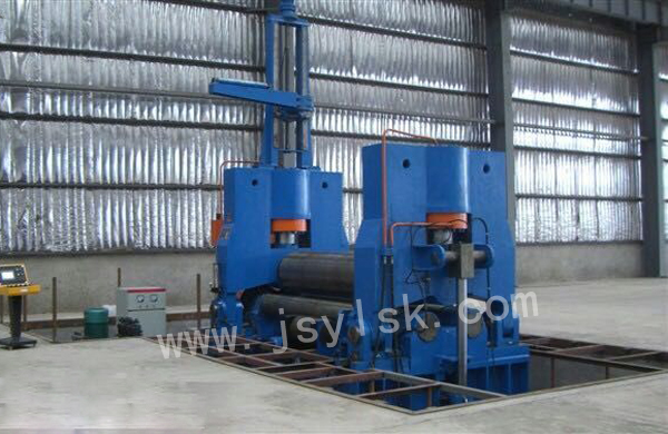 大(dà)型上輥萬(wan)能式卷闆(pan)機