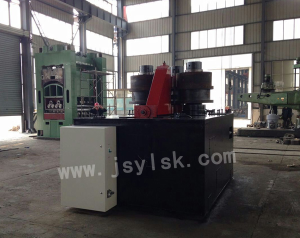 型(xing)材彎曲機