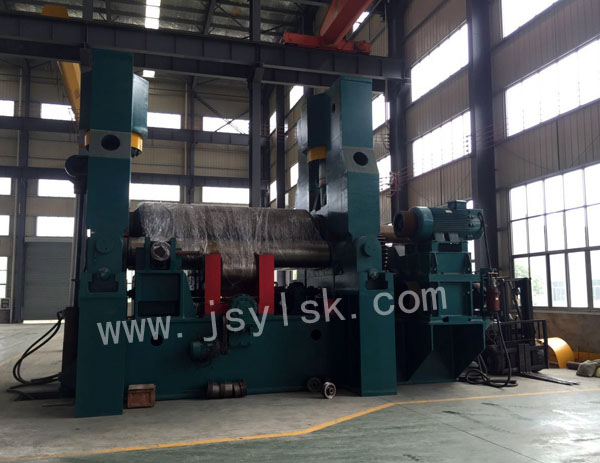 大(da)型上輥(gǔn)萬能式(shì)卷闆機(jī)