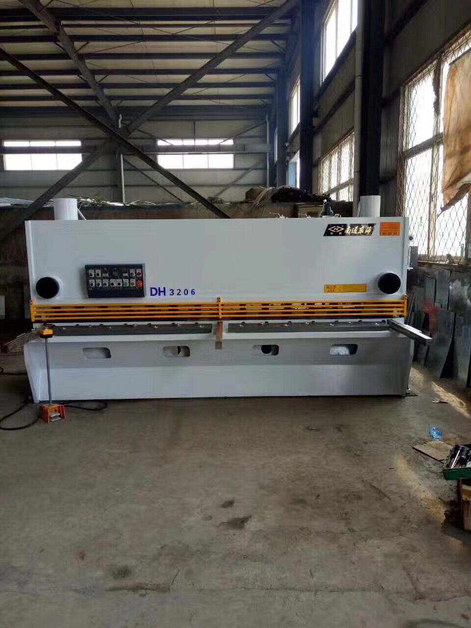 南通東(dong)海機床(chuáng)制造集(ji)團剪闆(pan)機折彎(wan)機客戶(hù)使用案(an)例