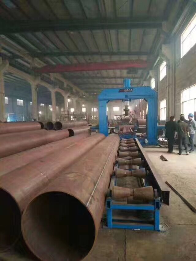 南通(tōng)東海機床集團制(zhì)管/鐵塔專用設備(bei)