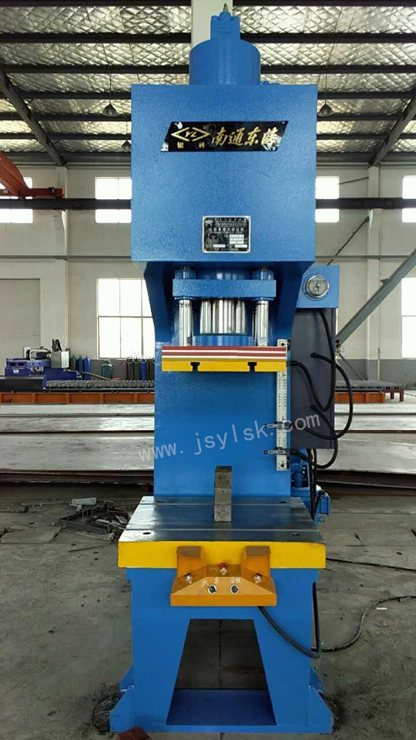 YL41-63單柱(zhù)液壓機