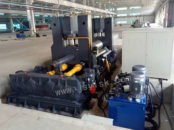 水平下(xia)調式卷闆機