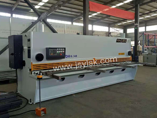 QC11Y-6*4000液壓剪闆機(jī)